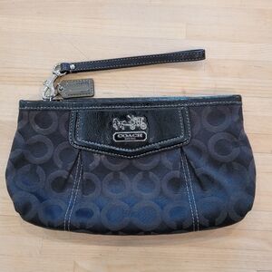 Coach Madison pleated signature jacquard wristlet clutch Black And Silver